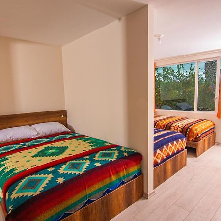 The Traveler Hostel Otavalo Exterior foto